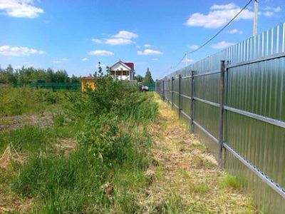 Лот: 9667936. Фото: 1. ЗАБоР ИЗ оцинкованного профнастила... Ворота, заборы, шлагбаумы