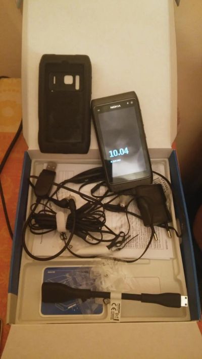 Лот: 8766464. Фото: 1. Nokia N8 оригинал. Смартфоны