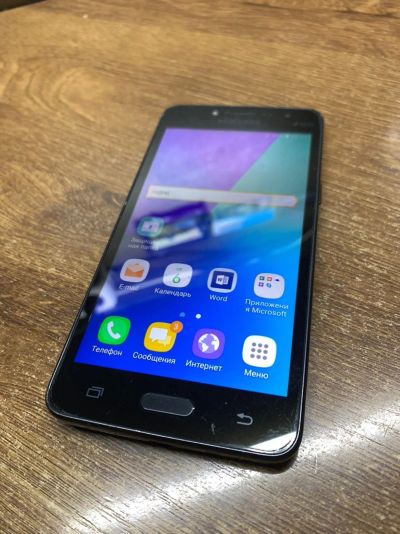 Лот: 14946318. Фото: 1. Смартфон Samsung Galaxy J2 Prime... Смартфоны