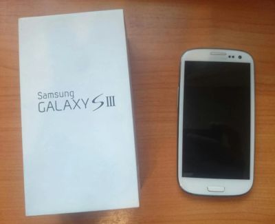 Лот: 9136304. Фото: 1. Samsung Galaxy S3 Полный комплект... Смартфоны