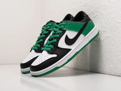 Лот: 20592356. Фото: 1. Кроссовки Nike SB Dunk Low. Кеды, кроссовки, слипоны