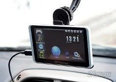 Лот: 7163906. Фото: 1. GPS навигатор Prestigio GeoVision... Видеорегистраторы,  радар-детекторы, системы парковки