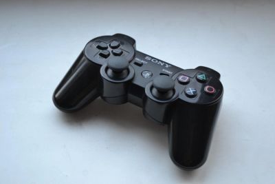Лот: 6919369. Фото: 1. sony dualshock 3. Аксессуары для игровых приставок, консолей, геймпады