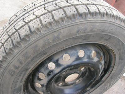 Лот: 569971. Фото: 1. Шины Bridgestone Blizzak MZ-02... Шины на дисках