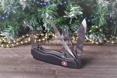 Лот: 10757082. Фото: 1. Мультиинструмент Victorinox Atlas... Подарки на 23 февраля