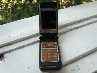 Лот: 86051. Фото: 1. Nokia 7390. Кнопочные мобильные телефоны