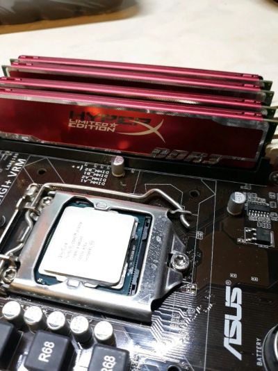 Лот: 12775750. Фото: 1. Intel core i7 3770 + Asus p8z77-v... Процессоры