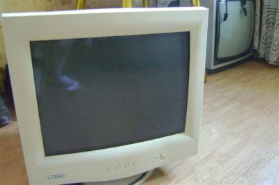 Лот: 2876627. Фото: 1. Монитор. ЭЛТ-мониторы