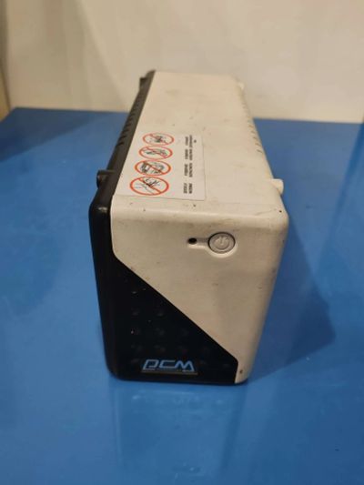 Лот: 25197408. Фото: 1. Ибп Powercom War-500A акб стоят... ИБП, аккумуляторы для ИБП
