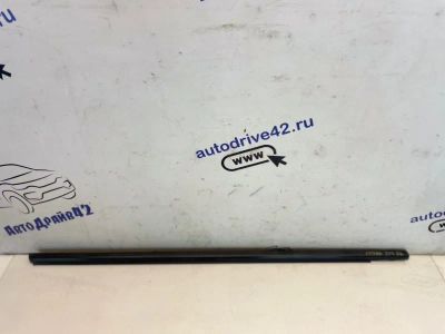 Лот: 22459474. Фото: 1. уплотнитель стекла внешний Suzuki... Другое (автозапчасти)