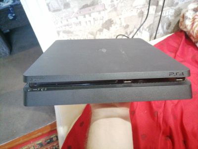 Лот: 19563944. Фото: 1. Ps 4 slim. Игровые приставки, консоли