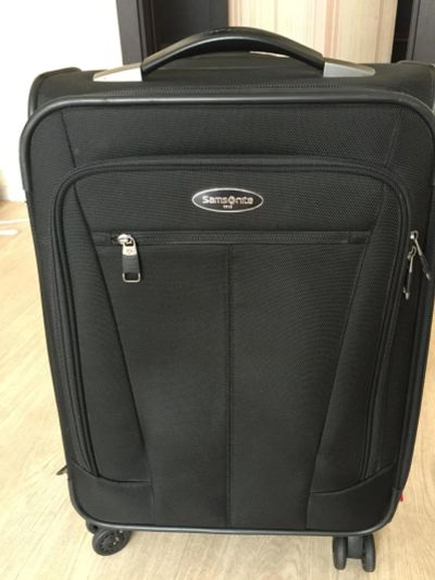 Лот: 8537960. Фото: 1. Чемодан 4-х колесный Samsonite... Чемоданы и сумки дорожные