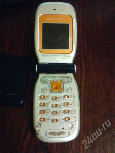 Лот: 716292. Фото: 1. Sony Ericsson Z200i. Кнопочные мобильные телефоны