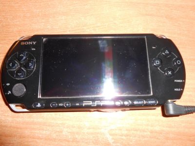 Лот: 4583375. Фото: 1. PSP + 2 флешки : 4gb,8gb + Чехол... Игровые приставки, консоли