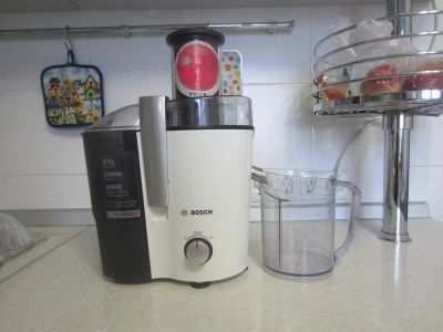 Лот: 3475651. Фото: 1. Соковыжималка Bosch MES 20A0. Кухонная