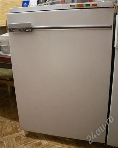 Лот: 305963. Фото: 1. Морозилка Бирюса 14. Холодильники, морозильные камеры