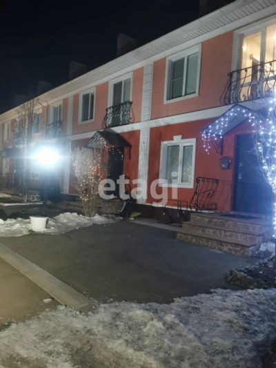 Лот: 25296840. Фото: 1. 5-комн. и более таунхаус , посёлок... Дома