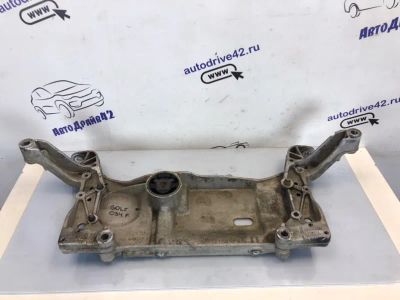 Лот: 21705892. Фото: 1. балка под двс Volkswagen Golf... Двигатель и элементы двигателя