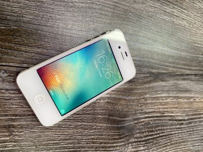Лот: 17794251. Фото: 1. Iphone 4s. Смартфоны