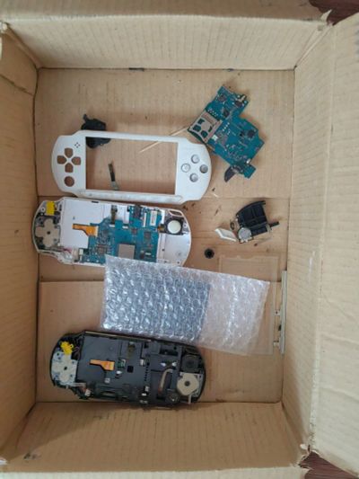 Лот: 20680677. Фото: 1. psp e1008 на запчасти. Игровые приставки, консоли