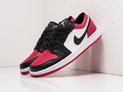 Лот: 18954649. Фото: 1. Кроссовки Nike Air Jordan 1 Low... Кеды, кроссовки, слипоны