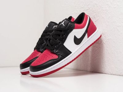 Лот: 18954652. Фото: 1. Кроссовки Nike Air Jordan 1 Low... Кеды, кроссовки, слипоны
