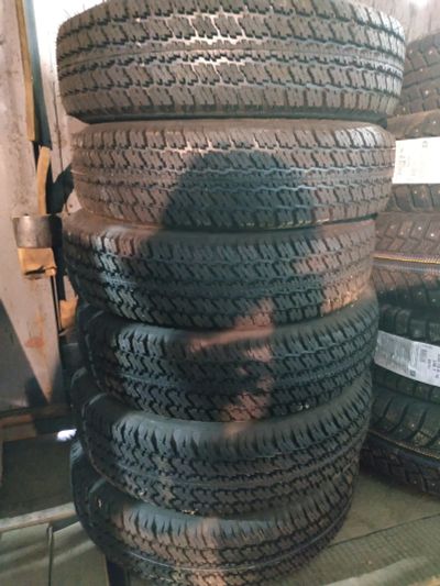 Лот: 16331939. Фото: 1. Шины 185/75R16C Forward Professional... Шины