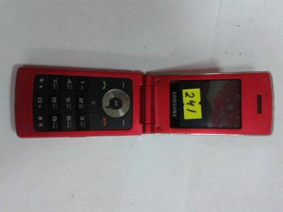 Лот: 6202817. Фото: 1. Сотовый телефон Samsung E210... Кнопочные мобильные телефоны