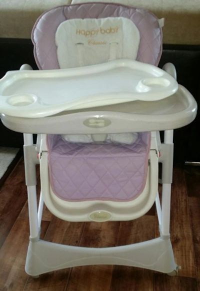 Лот: 9901736. Фото: 1. Стульчик для кормления Happy Baby... Стульчики для кормления