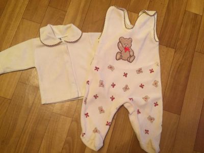 Лот: 9299700. Фото: 1. костюм на малышку. Костюмы, пиджаки, комбинезоны