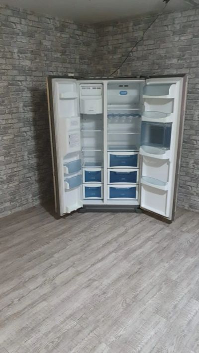 Лот: 20072420. Фото: 1. Холодильник side-by-side Daewoo... Холодильники, морозильные камеры