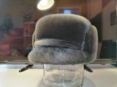 Лот: 15115192. Фото: 1. Мужская шапка зи меха нерпы. Головные уборы