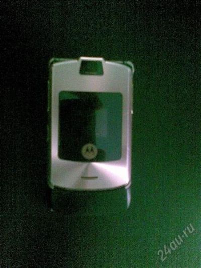 Лот: 2184416. Фото: 1. Продам/меняю Motorola RAZR V3. Кнопочные мобильные телефоны