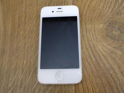 Лот: 3910803. Фото: 1. iphone 4s 16gb белый. Смартфоны