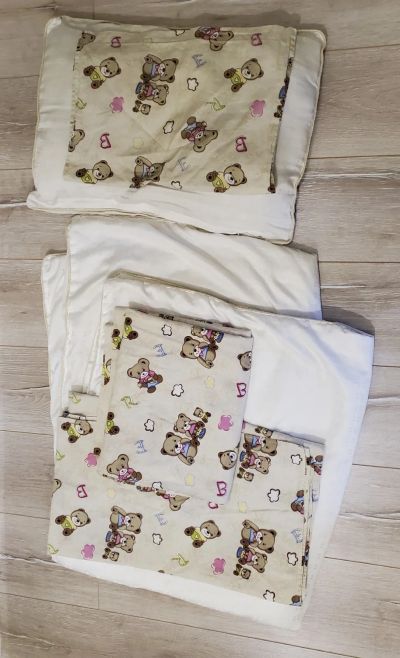 Лот: 19287259. Фото: 1. подушка, одеялко и комплект белья... Постельное бельё