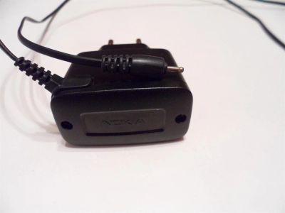 Лот: 3554149. Фото: 1. Оригинальная зарядка Nokia AC-3E... Зарядные устройства, блоки питания, адаптеры сетевые для смартфонов