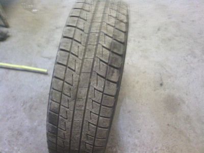 Лот: 3278772. Фото: 1. Bridgestone Blizzak Revo-1 2шт... Шины