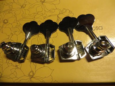 Лот: 6989054. Фото: 1. Колки Fender Jazz Bass(Precision... Аксессуары, комплектующие