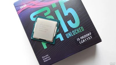 Лот: 17435693. Фото: 1. Процессор Intel Core i5-9600KF... Процессоры