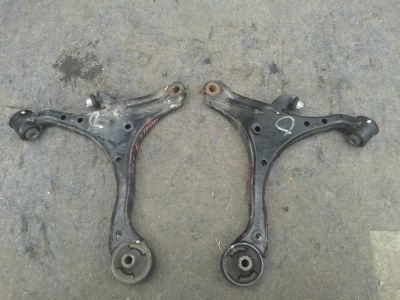 Лот: 4121857. Фото: 1. Рычаги передние Honda Striam RN1. Ходовая, подвеска, рулевое управление