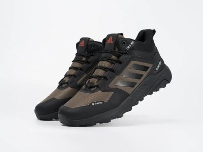 Лот: 24973444. Фото: 1. Зимние Кроссовки Adidas Terrex... Кеды, кроссовки, слипоны