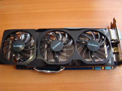 Лот: 4199929. Фото: 1. Видеокарта Gigabyte GV-N570OC-13I... Видеокарты