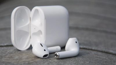 Лот: 10457409. Фото: 1. Беспроводные наушники iphone airpods. Красноярск