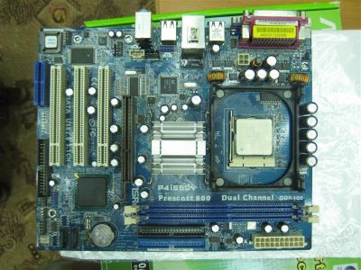Лот: 1439791. Фото: 1. Материнская плата ASRock P4i65GV... Материнские платы