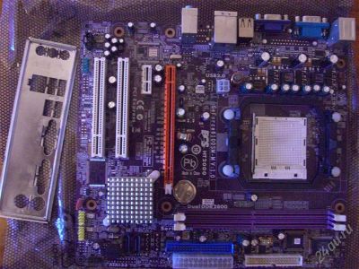 Лот: 2061788. Фото: 1. Материнская плата ECS GeForce6100SM-M... Материнские платы