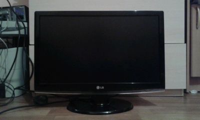 Лот: 11674855. Фото: 1. Монитор LG Flatron w2253s широкоформатный... ЖК-мониторы