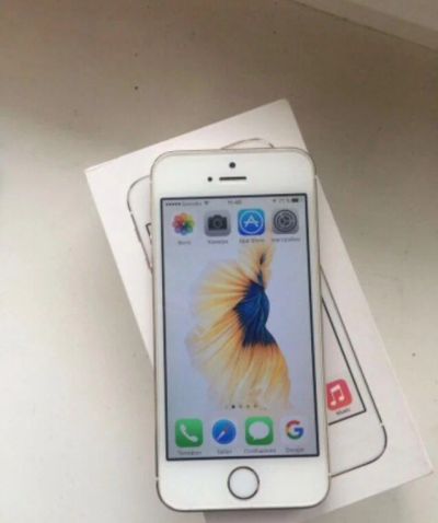 Лот: 7934169. Фото: 1. Apple iPhone 5s 16 Gb Gold. Смартфоны