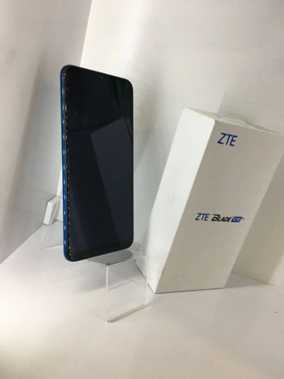 Лот: 15938959. Фото: 1. Смартфон ZTE Blade V10 (Лазо). Дисплеи, дисплейные модули, тачскрины