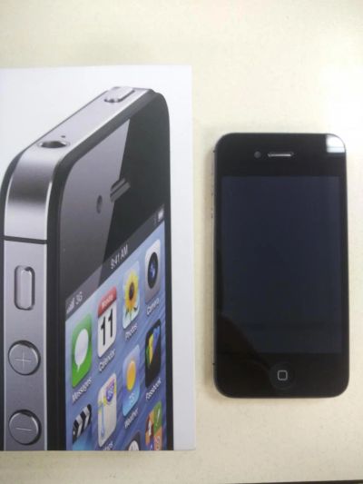 Лот: 9164680. Фото: 1. Iphone 4s 16Gb Black. Смартфоны