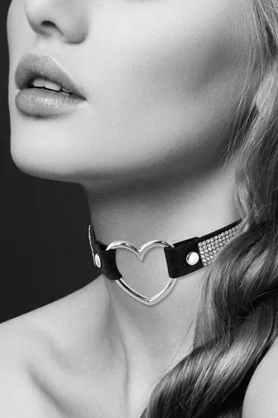 Лот: 24316971. Фото: 1. Чокер COLLIER STRASS ET COEUR... Эротическое бельё
